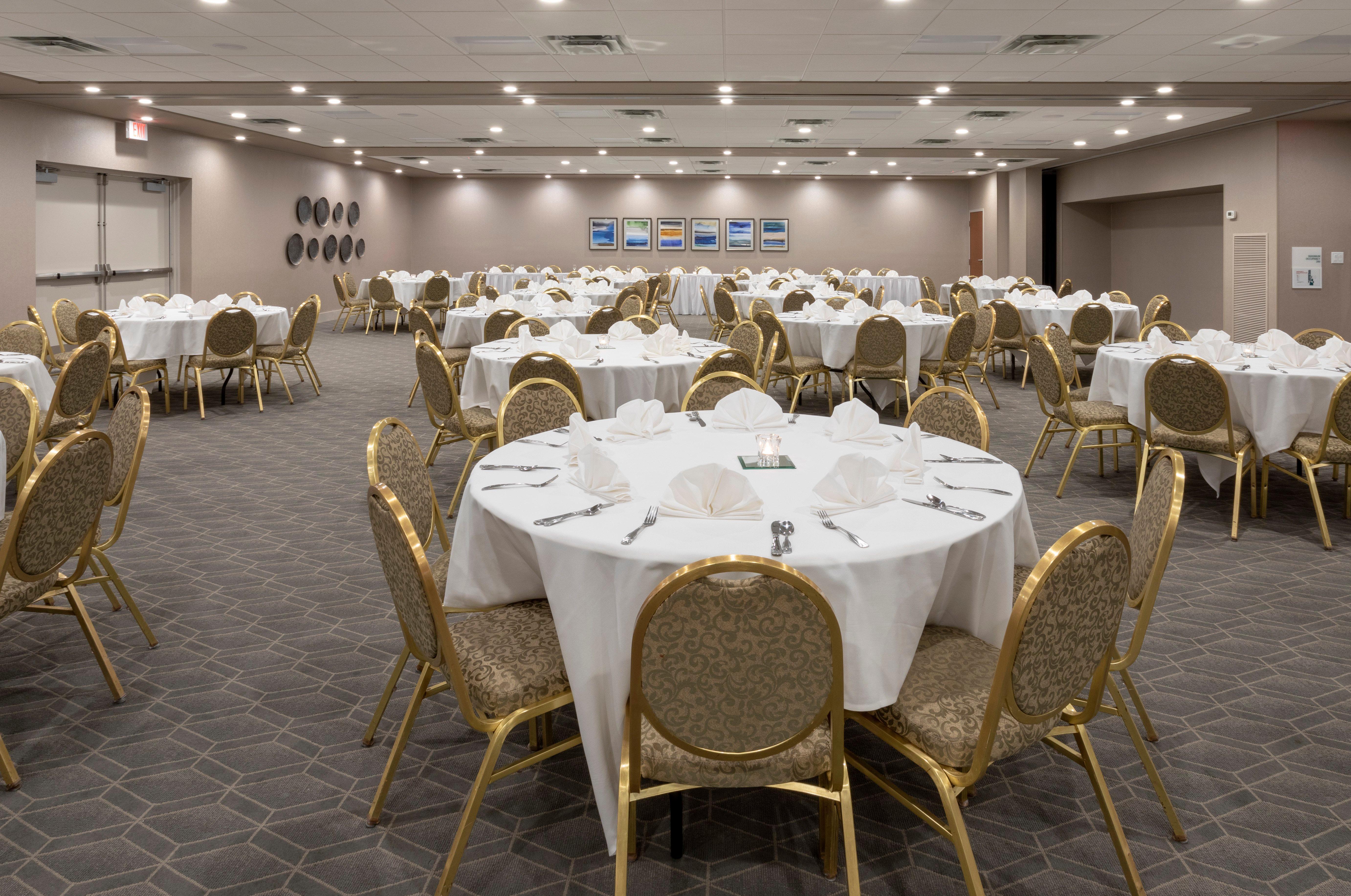 Holiday Inn Marquette By Ihg Buitenkant foto
