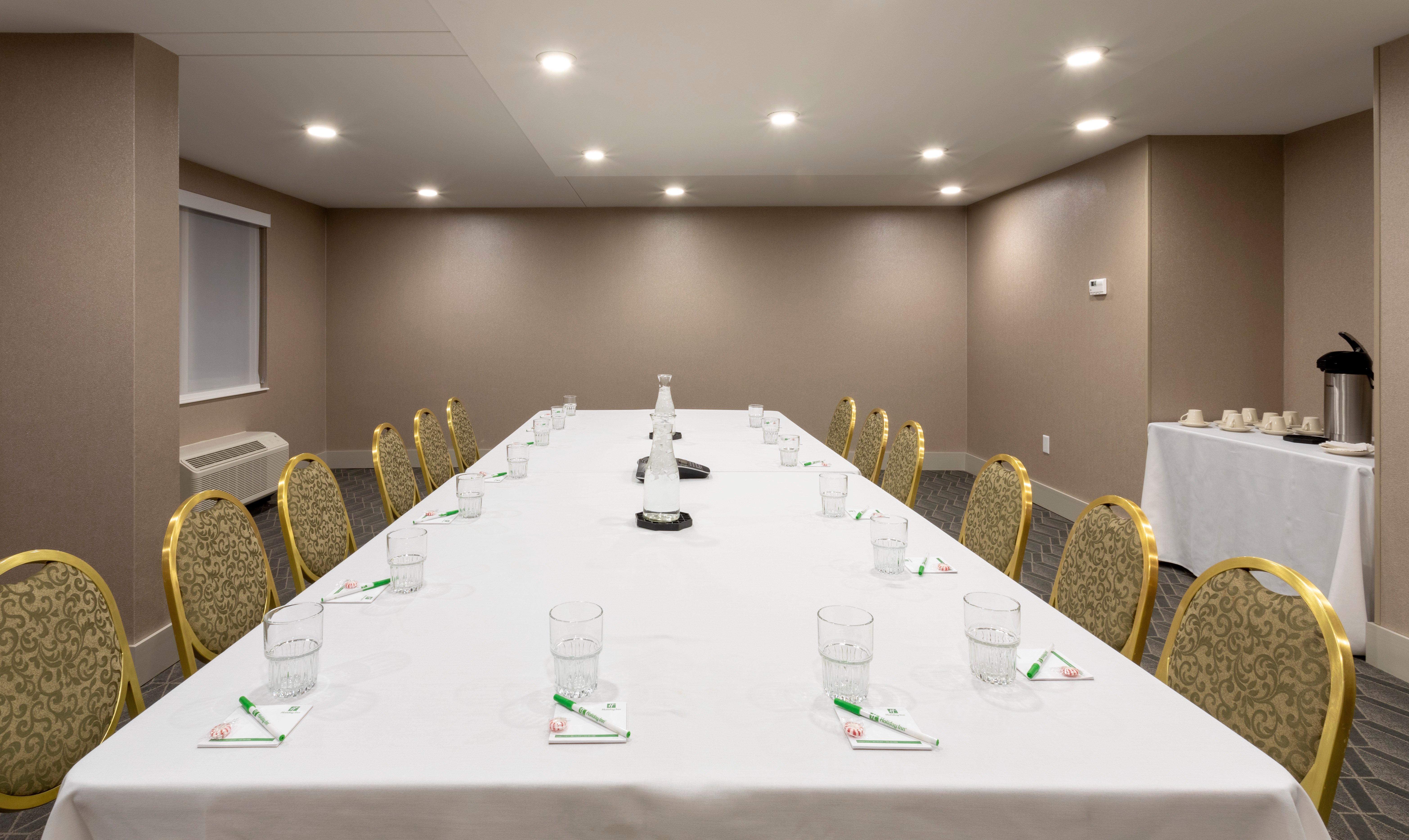 Holiday Inn Marquette By Ihg Buitenkant foto