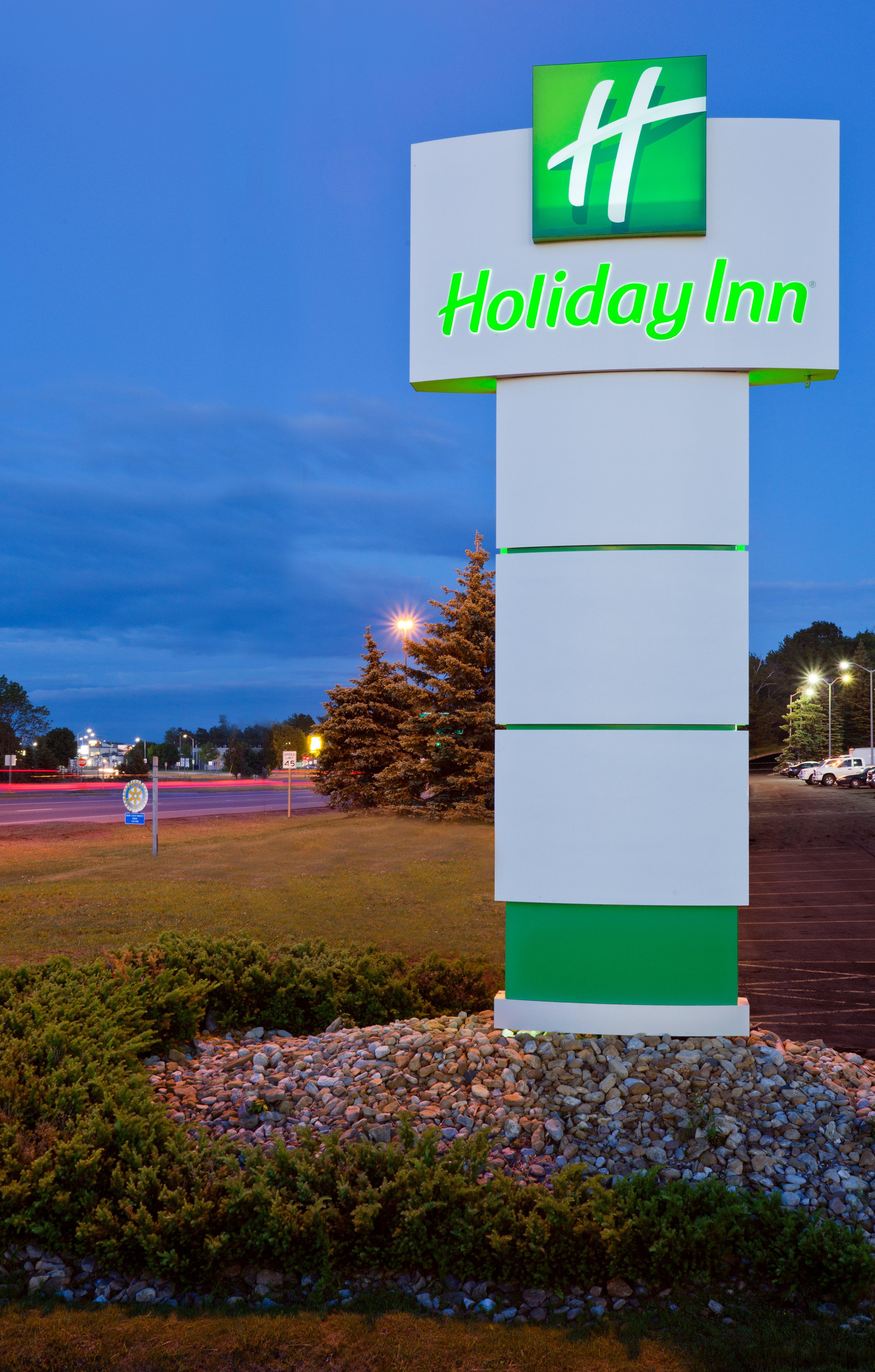 Holiday Inn Marquette By Ihg Buitenkant foto
