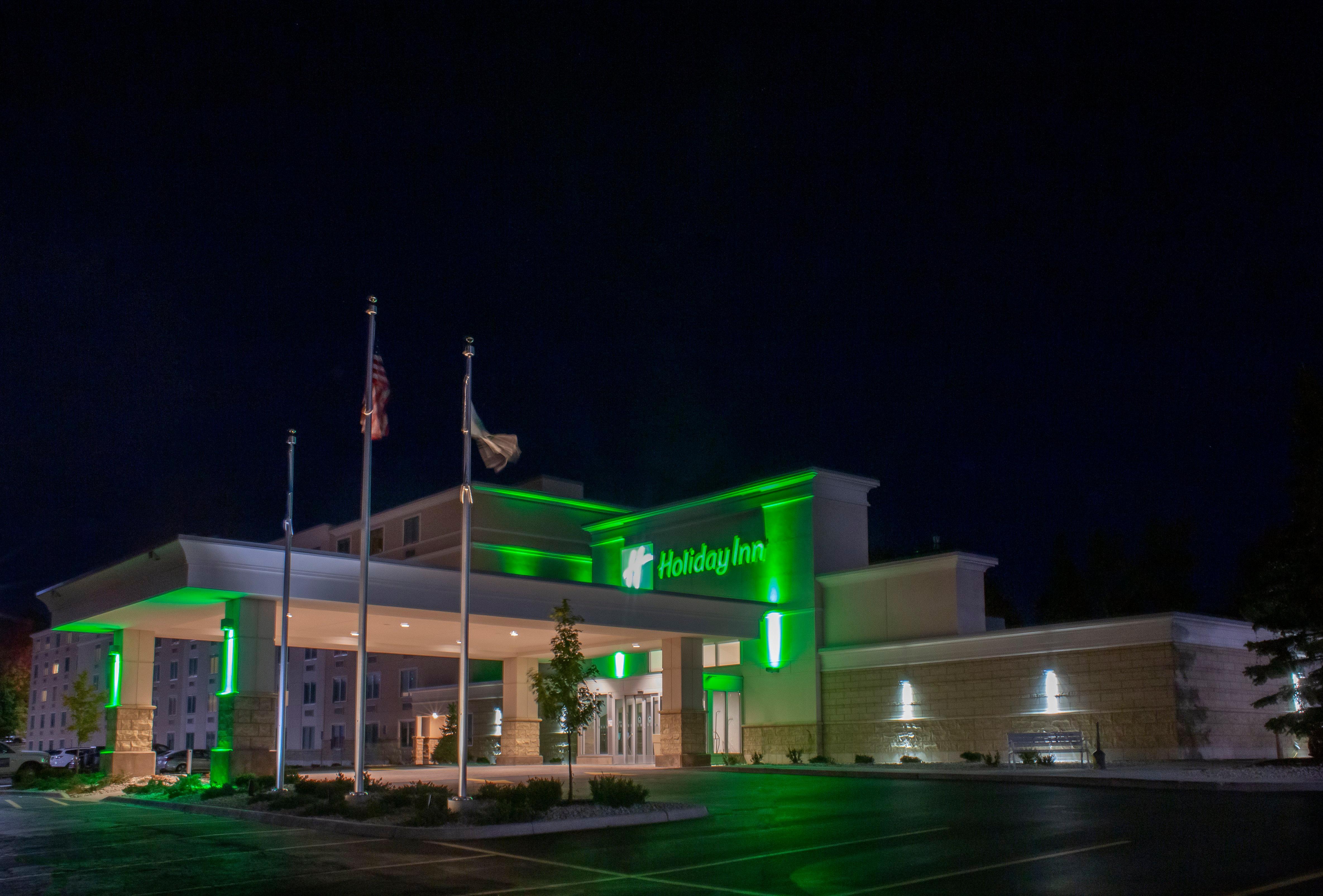 Holiday Inn Marquette By Ihg Buitenkant foto